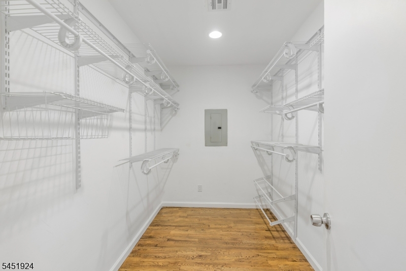 122 Mercer Street Somerville NJ 08876