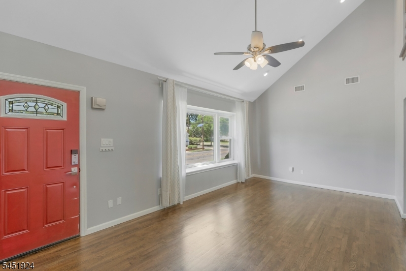 122 Mercer Street Somerville NJ 08876