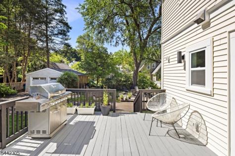 42 Forest Road Glen Rock NJ 07452