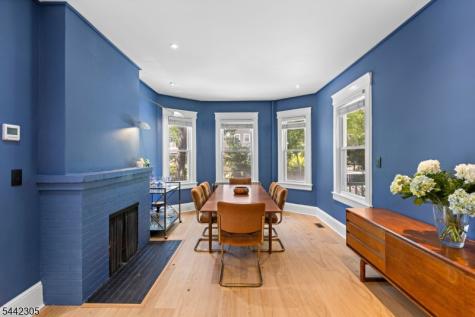 42 Forest Road Glen Rock NJ 07452