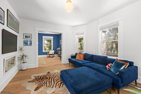 42 Forest Road Glen Rock NJ 07452