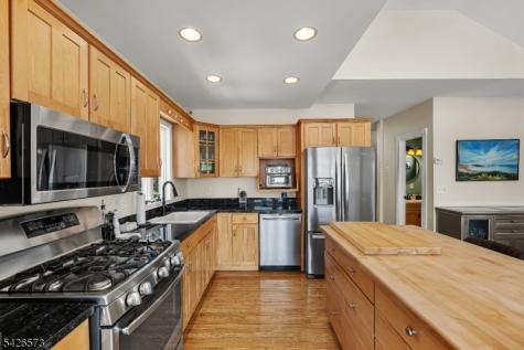 27 S Bertrand Road Mount Arlington NJ 07856