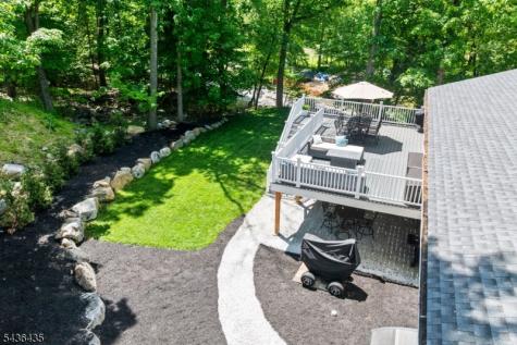 101 Pocono Trail Hopatcong NJ 07843