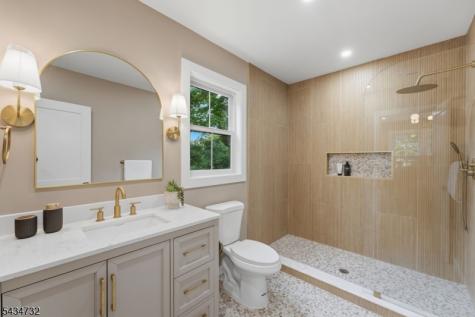 166 Lincoln Street Montclair NJ 07042