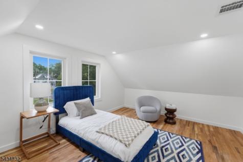 166 Lincoln Street Montclair NJ 07042