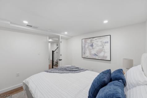166 Lincoln Street Montclair NJ 07042