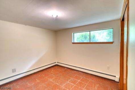 419 Knowlton Street Belvidere NJ 07823