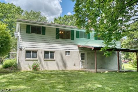 419 Knowlton Street Belvidere NJ 07823