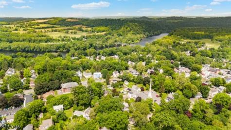 419 Knowlton Street Belvidere NJ 07823