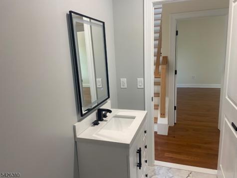 6 Melrose Avenue East Orange NJ 07018