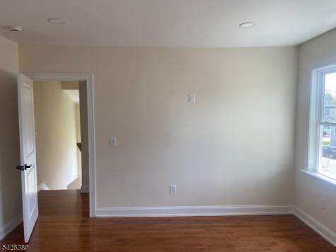 6 Melrose Avenue East Orange NJ 07018