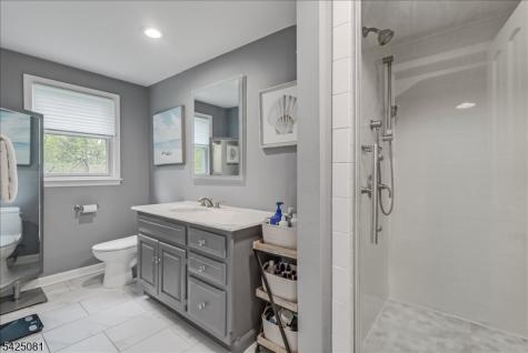 71 Tree Top Drive Springfield NJ 07081