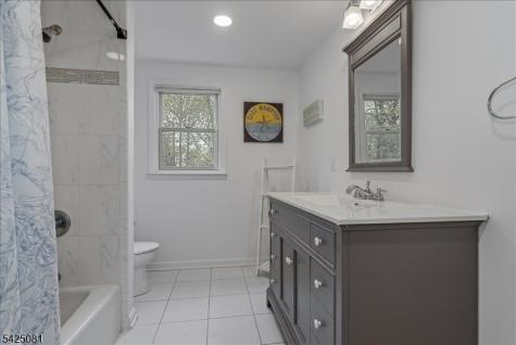 71 Tree Top Drive Springfield NJ 07081