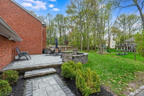 71 Tree Top Drive Springfield NJ 07081