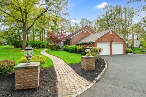 71 Tree Top Drive Springfield NJ 07081