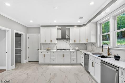 1395 Washington Valley Road Bridgewater NJ 08807
