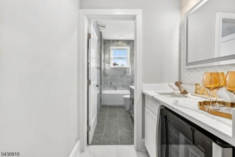 1395 Washington Valley Road Bridgewater NJ 08807