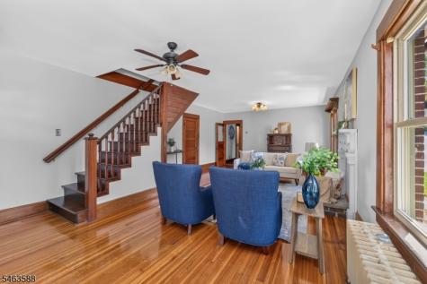 65 Brunswick Avenue Bloomsbury NJ 08804