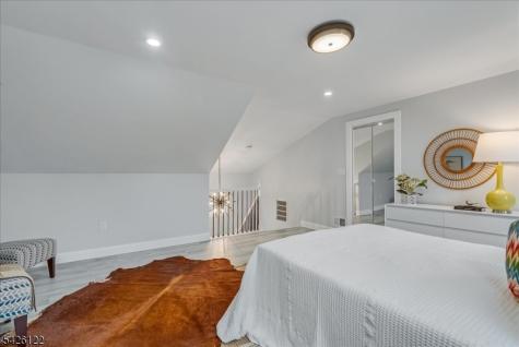 52 Hawthorne Avenue Bloomfield NJ 07003