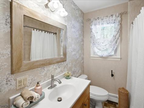76 Long Hill Road Long Hill NJ 07933