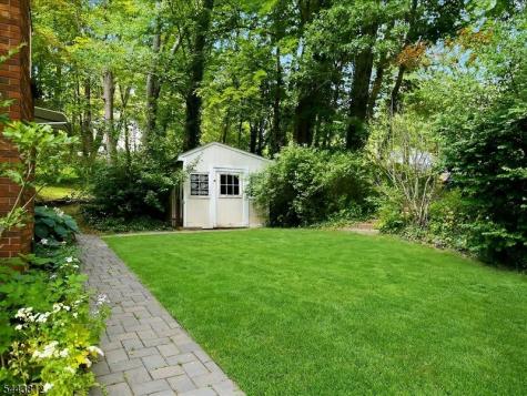 76 Long Hill Road Long Hill NJ 07933