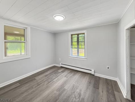 196 Rockport Road Mansfield NJ 07865
