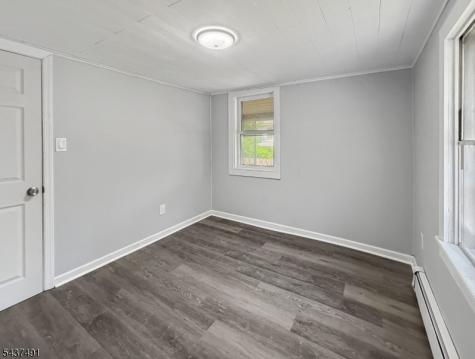 196 Rockport Road Mansfield NJ 07865