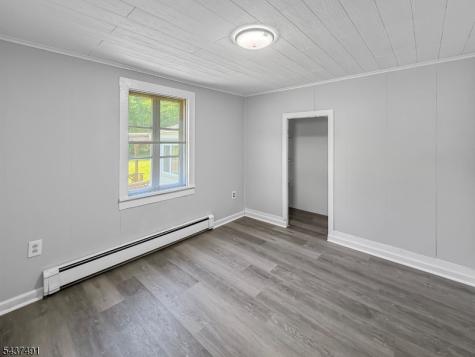 196 Rockport Road Mansfield NJ 07865