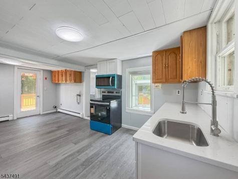 196 Rockport Road Mansfield NJ 07865