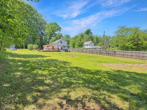 196 Rockport Road Mansfield NJ 07865