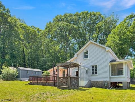 196 Rockport Road Mansfield NJ 07865