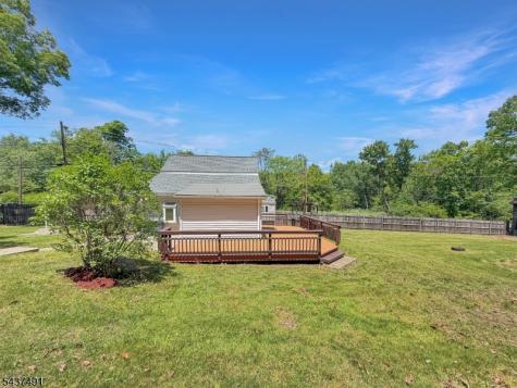 196 Rockport Road Mansfield NJ 07865