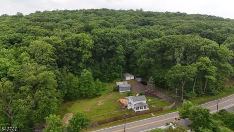 196 Rockport Road Mansfield NJ 07865