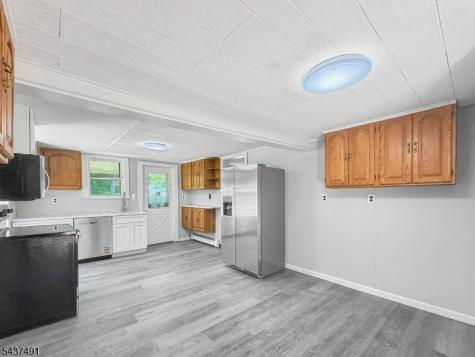 196 Rockport Road Mansfield NJ 07865