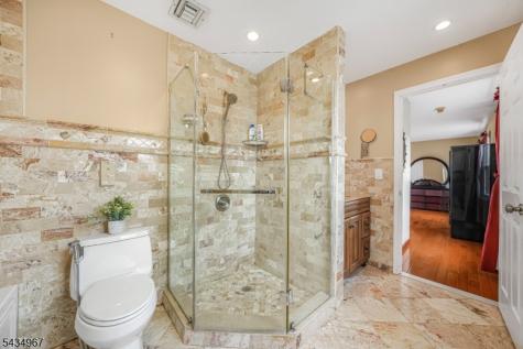 45 Holyoke Court Wayne NJ 07470