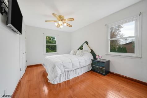 45 Holyoke Court Wayne NJ 07470