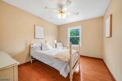 45 Holyoke Court Wayne NJ 07470