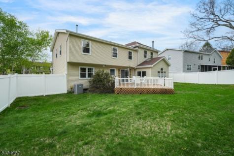 45 Holyoke Court Wayne NJ 07470