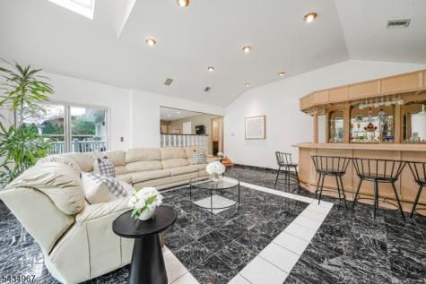 45 Holyoke Court Wayne NJ 07470