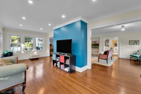 833 Salem Avenue Hillside NJ 07205