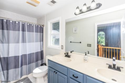 20 Long Hill Road Fredon NJ 07860