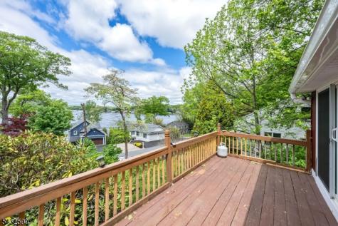 114 Mcgregor Avenue Mount Arlington NJ 07856