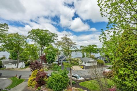 114 Mcgregor Avenue Mount Arlington NJ 07856
