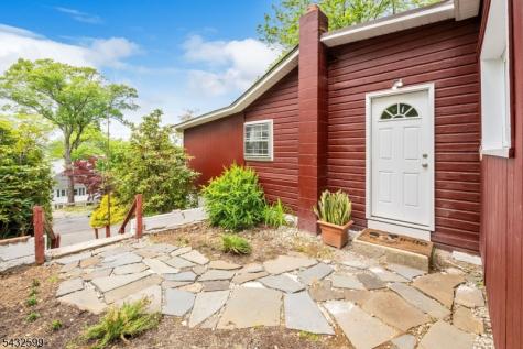 114 Mcgregor Avenue Mount Arlington NJ 07856