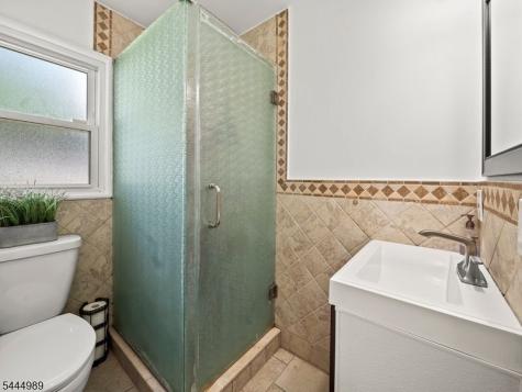 79 Susan Court Clifton NJ 07012