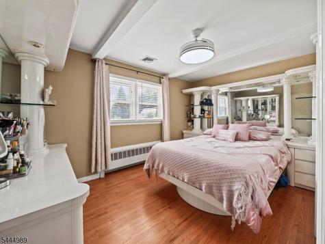 79 Susan Court Clifton NJ 07012
