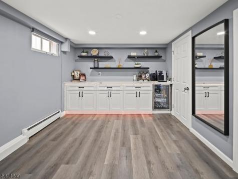 79 Susan Court Clifton NJ 07012
