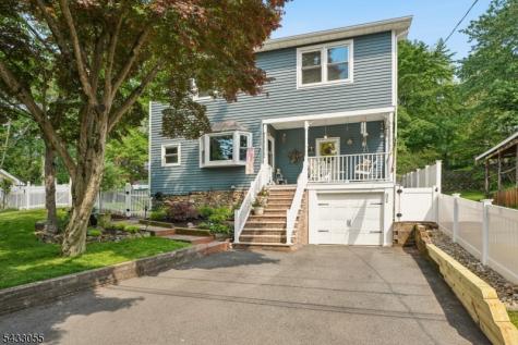 11 Lake Trail East Wayne NJ 07470