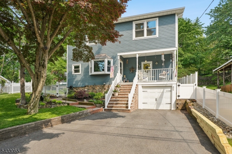 11 Lake Trail East Wayne NJ 07470