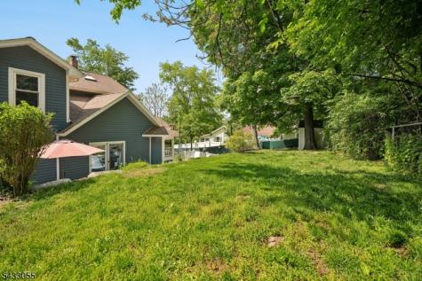 11 Lake Trail East Wayne NJ 07470
